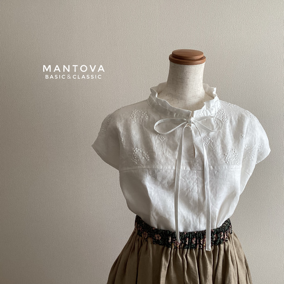 かすみ草刺繍　リネンブラウス　ドロストフリルカラー　オフホワイト（送料無料） 1枚目の画像