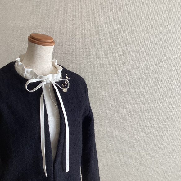 かすみ草刺繍　リネンブラウス　ドロストフリルカラー　オフホワイト（送料無料） 9枚目の画像