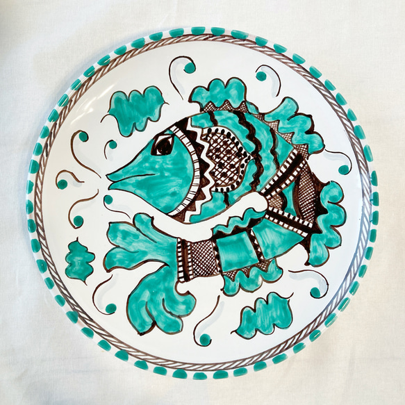 絵皿 20cm CRC035 マヨリカ焼き 美しい魚 イタリア陶器 中世 中 絵皿 20cm CRC035 マヨリカ焼き 美しい魚 イタリア陶器 中世 中