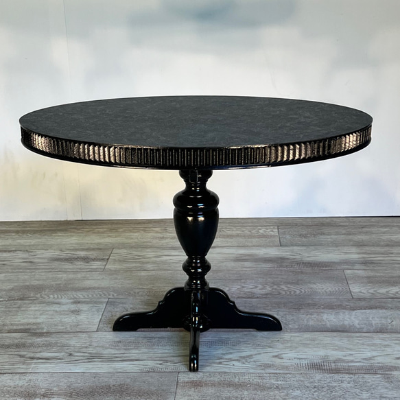 ＜大サイズ＞クラシックモダン　ダイニングテーブル　カフェテーブル　オーバル天板　楕円　ラウンド天板　円形 2枚目の画像