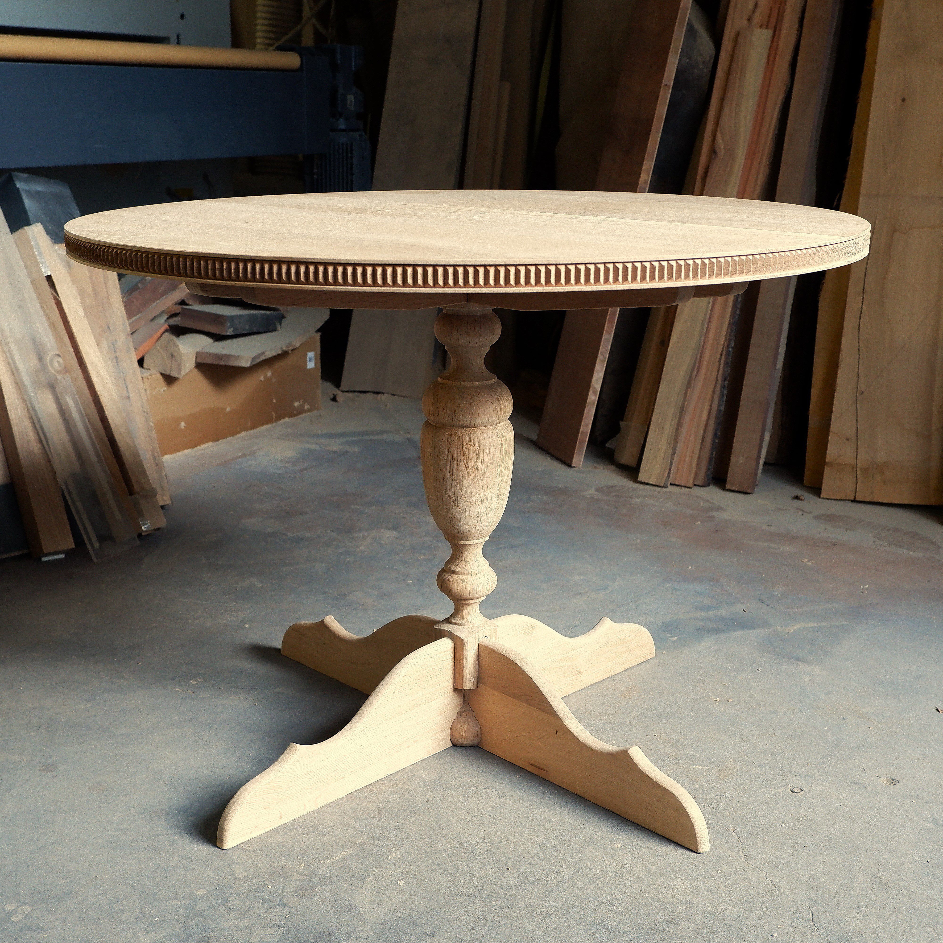 ＜大サイズ＞クラシックモダン　ダイニングテーブル　カフェテーブル　ラウンド天板　円形　天然　御影石調