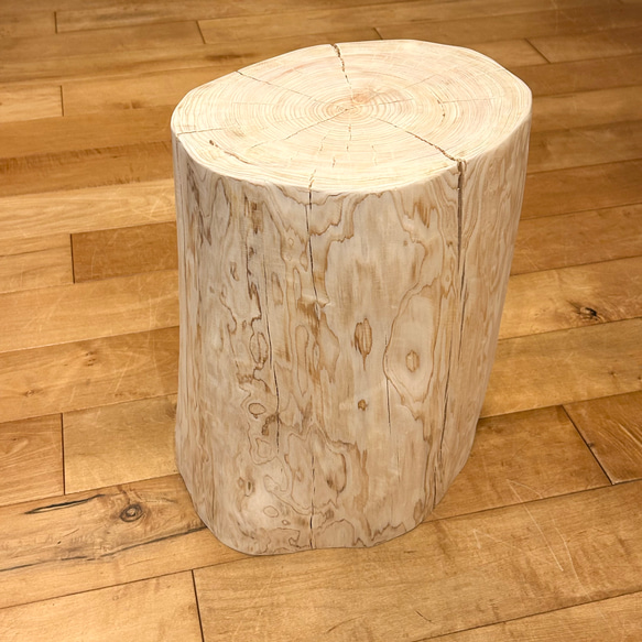 Hinoki  Wood  Stool  No.617 1枚目の画像