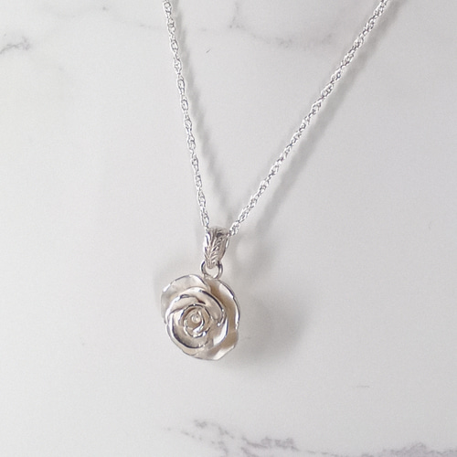 バラモチーフ シルバーネックレス バラ 薔薇 モチーフ ネックレス silver925 ロープチェーン