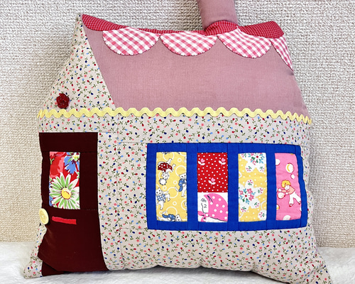 新作＊ハンドメイドパフクッション 楽天市場】クッションカバー インテリア 生活雑貨 刺繍 刺しゅう