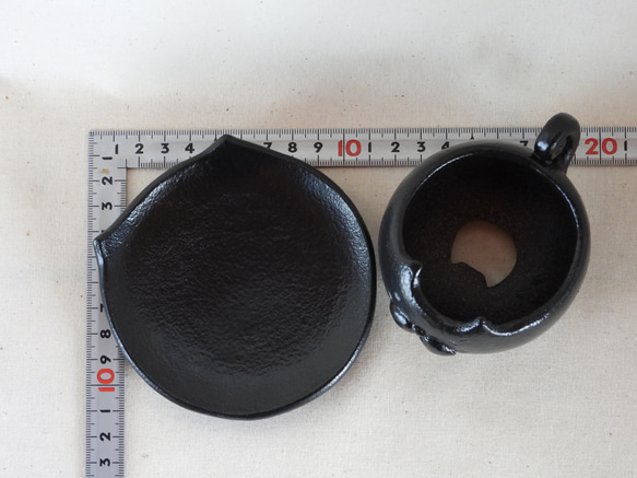 黒猫ちゃん陶製植木鉢(猫皿付き) 12枚目の画像
