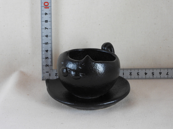 黒猫ちゃん陶製植木鉢(猫皿付き) 10枚目の画像