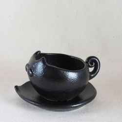 黒猫ちゃん陶製植木鉢(猫皿付き) 3枚目の画像