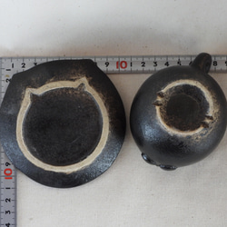 黒猫ちゃん陶製植木鉢(猫皿付き) 13枚目の画像