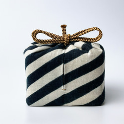 ☆パッチワーク：道行コートの着物地を使ったタペストリーPatchwork