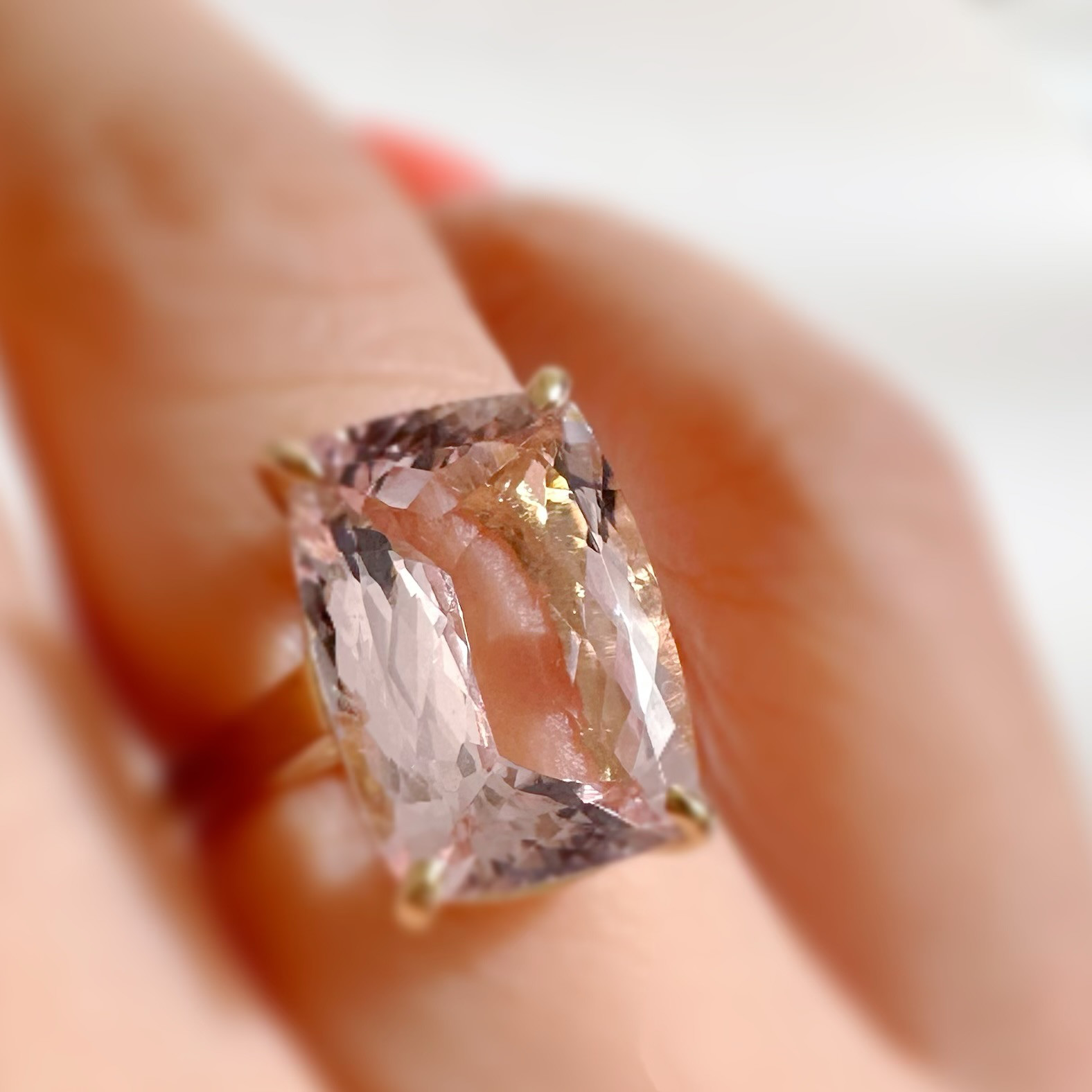 k18 上質　桜色　モルガナイト　5.03ct リング