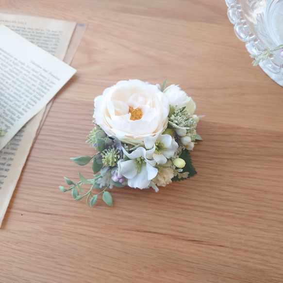 「Creema限定」「春の新作」アーティフィシャルフラワー コサージュ　バラと小花に葉を 9枚目の画像