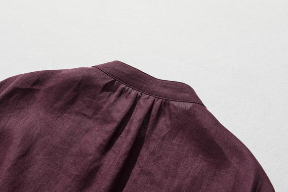 適合所有季節的 100% 亞麻襯衫連身裙，帶針褶，深紅色略帶紫色調 240318-3 第9張的照片