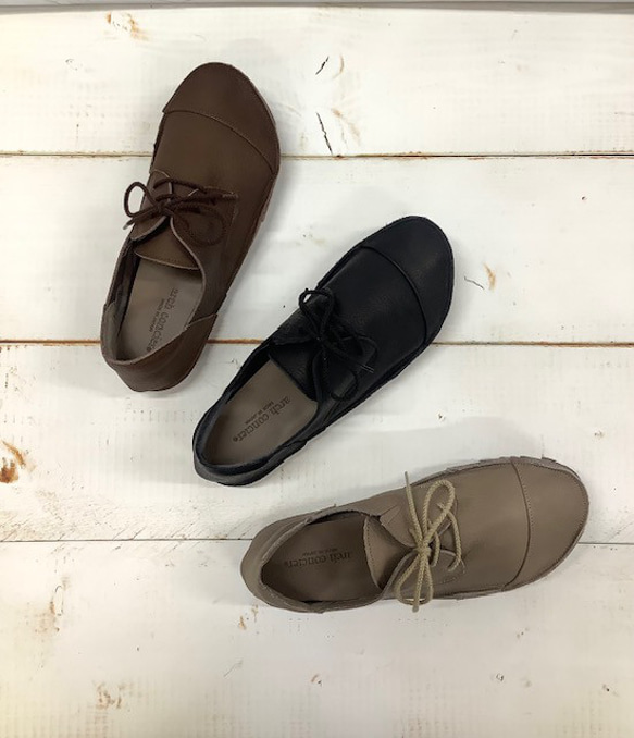 【セール価格♬】履いたそばから足に馴染む♪袋縫いレースアップ　D-100 1枚目の画像