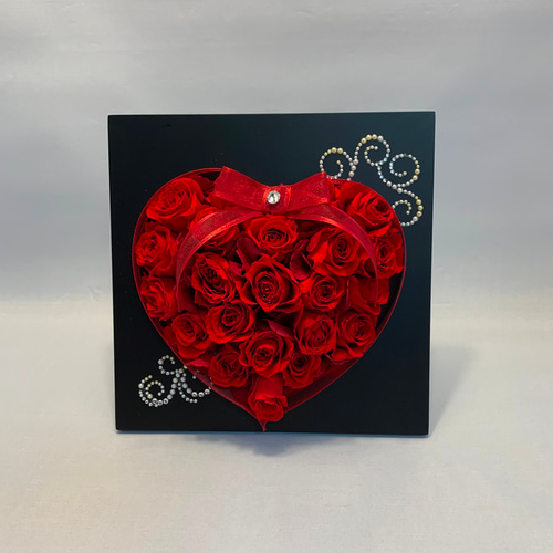 真赤なバラのハート♡プリザーブドフラワーアレンジメント 真赤なバラのハート♡プリザーブドフラワーアレンジメント