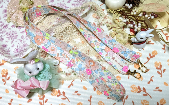 ショルダー紐輸入「リバティプリント」ビンバンブーンハンドメイド 