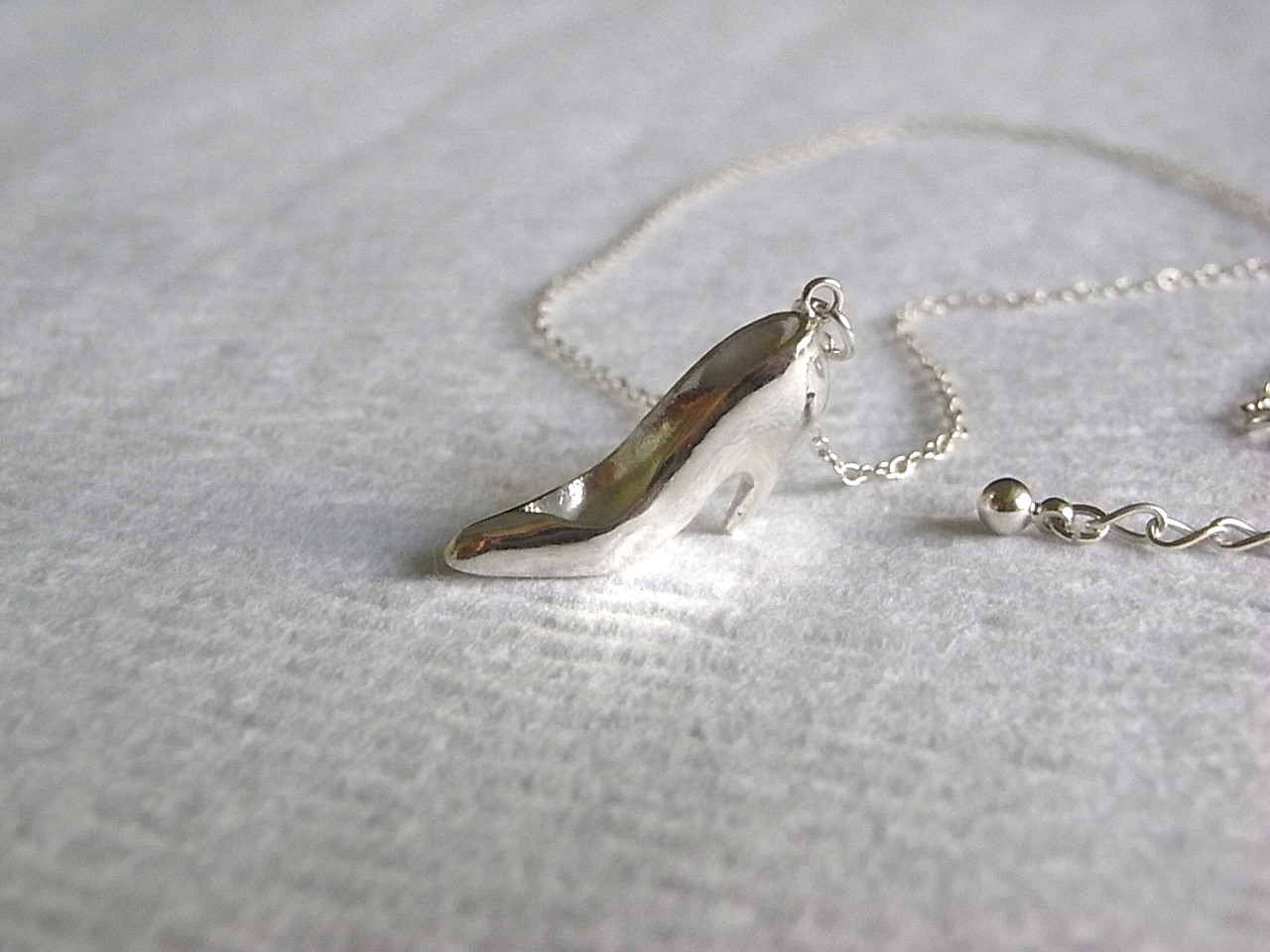 スニーカーアクセサリー　ヒールアクセサリー　アンクレット　ネックレス　羽織ピン スニーカーアクセサリー ヒールアクセサリー アンクレット