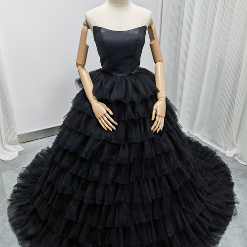 送料無料！豪華！カラードレス 柔らかく重ねたチュールスカート  