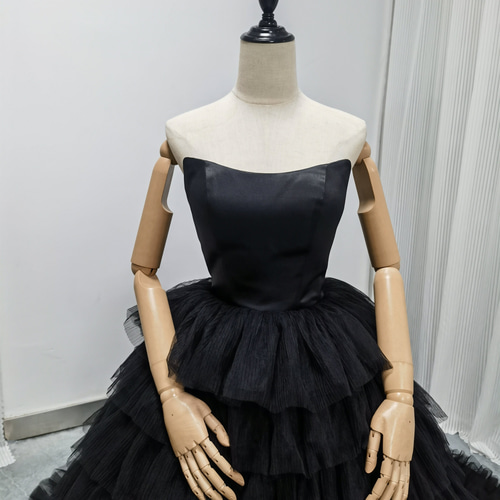 送料無料！豪華！カラードレス 柔らかく重ねたチュールスカート  