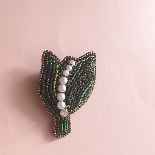 セットアップ ビーズ刺繍ブローチ すずらん ホワイト 通販 Amapolla ブローチ アクセサリー