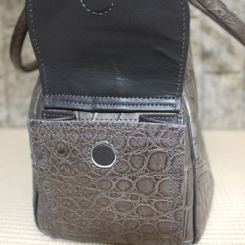 JRA クロコダイル マットクロコ 2way バッグ GRES グレ 染シミ有 クロコダイル 2wayバッグ JRA認定 日本製 新品 (グレー) 2way