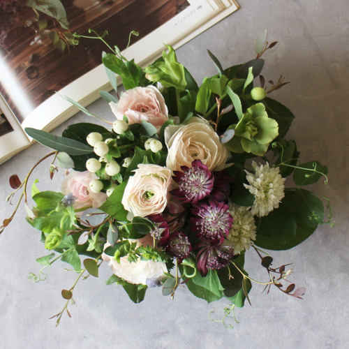 秋色紫陽花と鶏頭のフライングリース♡ 秋色紫陽花と鶏頭のフライングリース♡