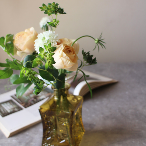花瓶とセット 季節のお花で創る生花ブーケ サブスク 定期 生花 花束