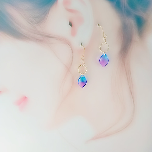 ガラスビーズ ハンドメイドピアス ピアス（フック・チェーン） m shop