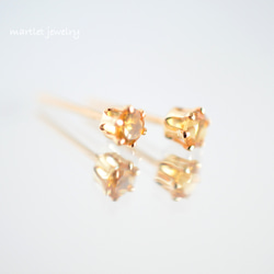 14kgf シトリン ダイヤカット(4本爪/4mm) 天然石ピアス 11月誕生石