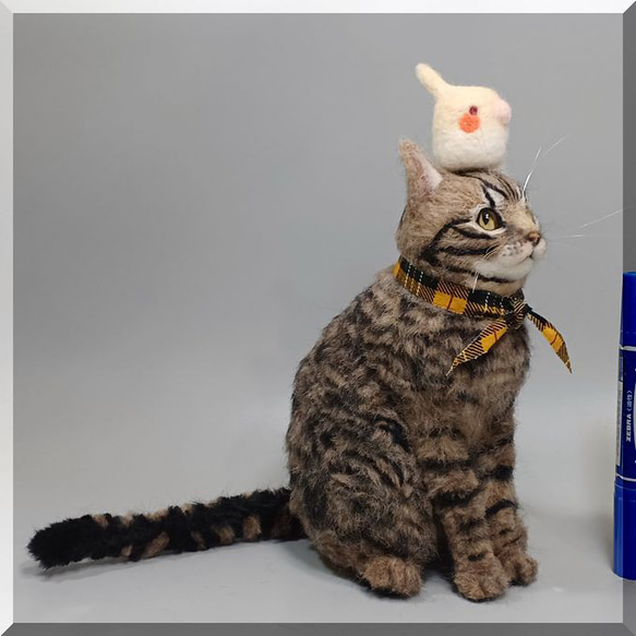 羊毛フェルト　猫　キジトラ猫さん　ねこ　ネコ　猫フィギュア 4枚目の画像