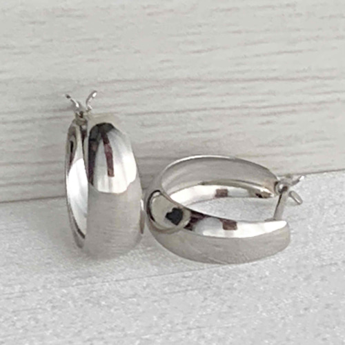 地金＊プラチナ【5×10mm 月甲フープピアス】pt900刻印入 日本製 新品！ 地金＊プラチナ【5×10mm 月甲フープピアス】pt900刻印入 日本製