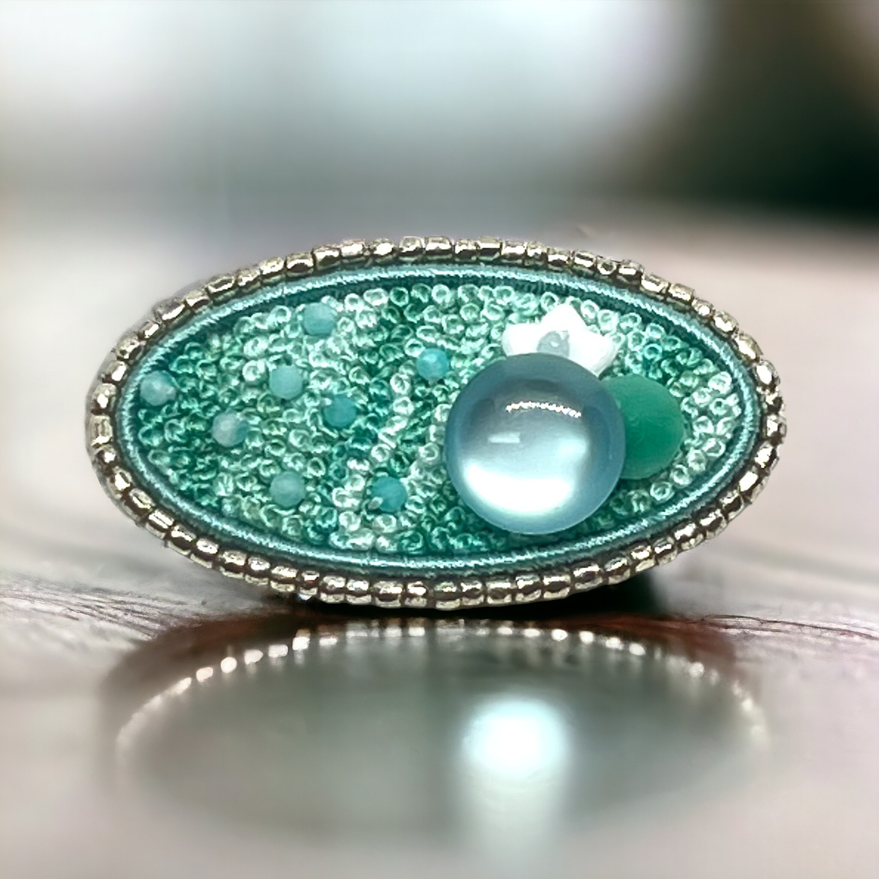 アマゾナイト刺繍ブローチ　l-bczf006bro　★アートアクセサリー★