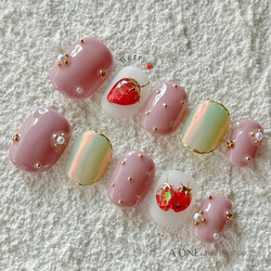 再販!!】ネイルチップ｜いちごネイル｜春ネイル｜シンプルネイル