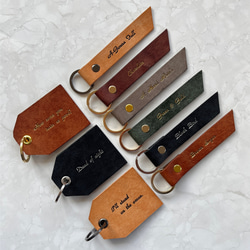 エスコートカード　ネームタグ キーホルダー 名入れ　箔押しいたします　バッグチャーム 席札 ドッグタグ ベビーギフト 1枚目の画像