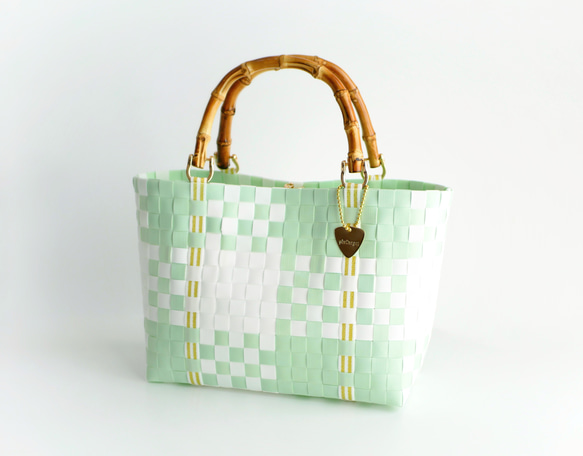 ほんのりミントグリーンのチェック×バンブーハンドル  M　2WAYプラカゴバッグ　母の日 7枚目の画像