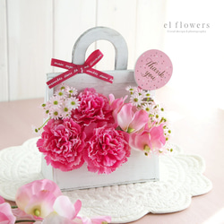 ミモザとユーカリとラナンキュラススワッグ / 母の日、お祝いギフト