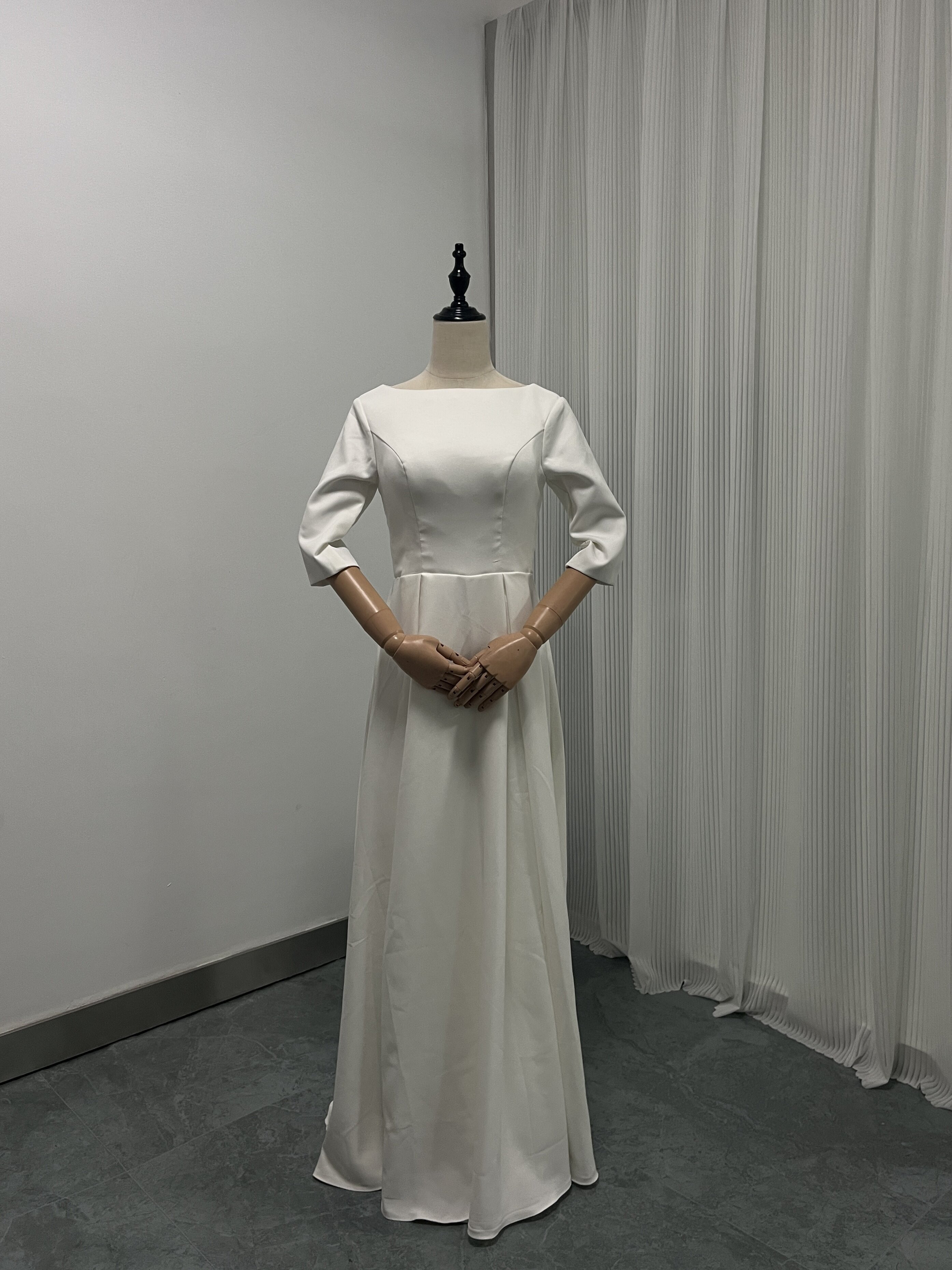 送料無料！パーティードレス 七分袖丈 ラウンドネック  ファスナー  スレンダーライン   2次会 教会式