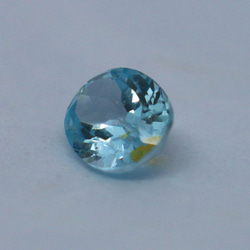 3.3ｃｔ　天然石　トパーズ　ルース　オーバル　 3枚目の画像