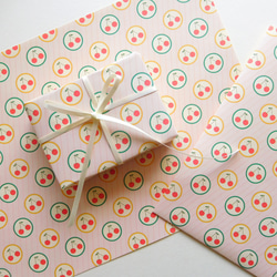 さくらんぼ柄デザインペーパー　オシャレな包装紙　ラッピングペーパー　コラージュ素材　ブックカバー　サクランボ　母の日 1枚目の画像
