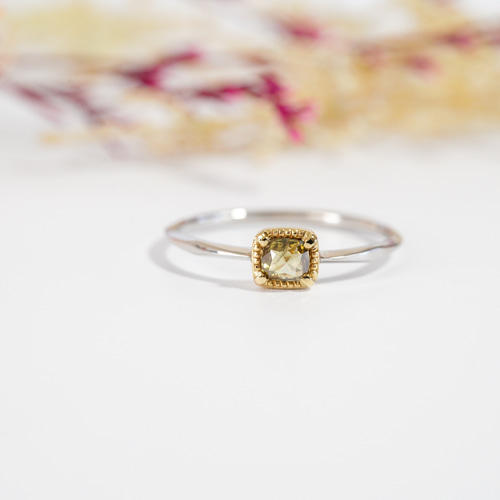 K18YG/PT クッションカット天然ダイヤモンドリング 指輪・リング  