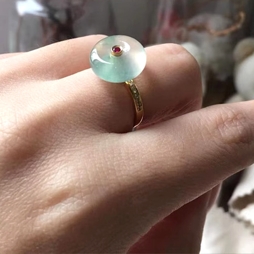 Ruby　K18金　氷翡翠 ダイヤ リング ミャンマー産天然ヒスイ 170 受注制作 k18金ゴールド ミャンマー産 濃緑 本翡翠 ヒスイ