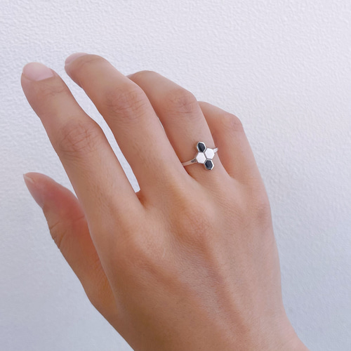 高品質【新品】天然ハニカムオパール フリーサイズリング sv925 ★ レア！ シルバーリング(ハニカム) SV925 K10 プラチナ 華奢 おしゃれ