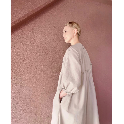 【新品未使用】人気作家RATA 大人ふんわりワンピース RATA❤️長さ選べる❤️特別な目を惹く刺繍素材❤️サラリとcotton素材