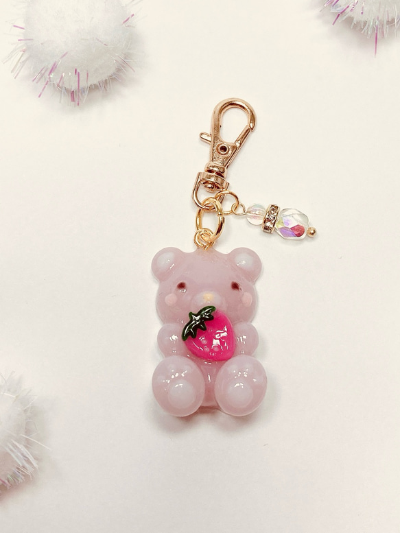 ぷっくりジューシー♡いちごのレジンチャーム 【名入れ可