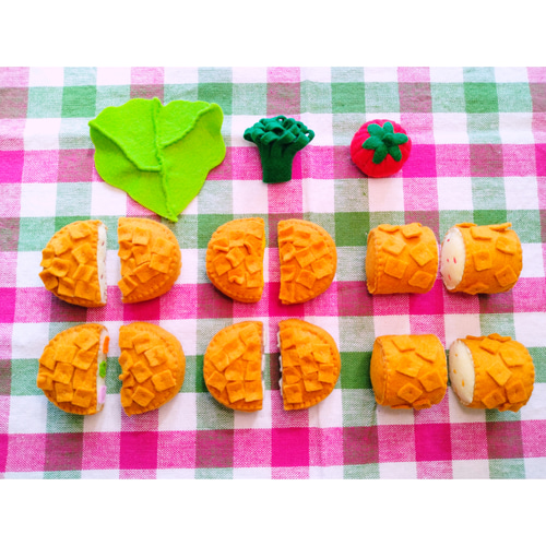 ころころコロン様専用。フェルト ワイン ディスプレイ おままごと