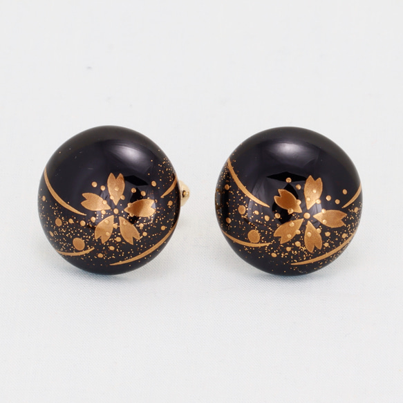 伝統工芸 輪島塗 カフスボタン(カウス) 「黒塗～桜蒔絵」 【26-2