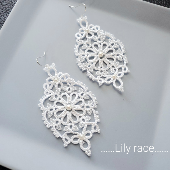 【Tatting lace & beads】気品あるオーバル タティングレース とビーズのピアス　 5枚目の画像