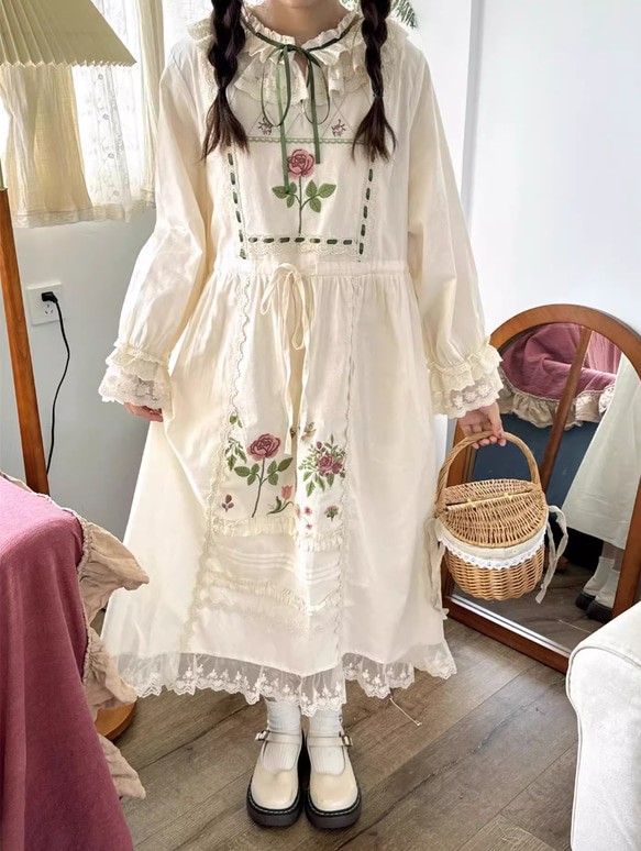 ❣️春のワンピース　綿麻.刺繍.ミディアム丈スカート　可愛らしい　ゆったり 3枚目の画像