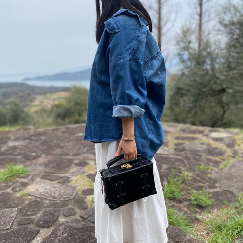 本革トランクショルダーバック ショルダーバッグ Liora Trunk 通販