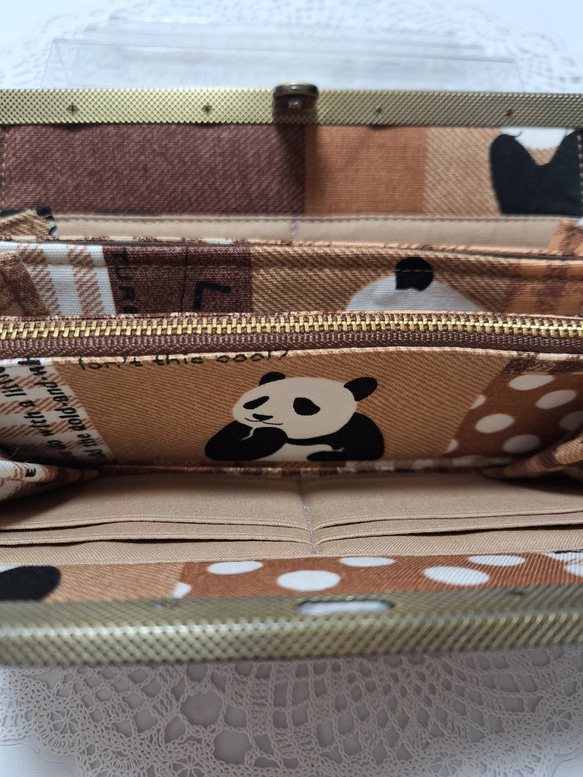 『パンダのお財布』ほっこり♡パンダさんの　長財布　直線口金　茶色系 4枚目の画像