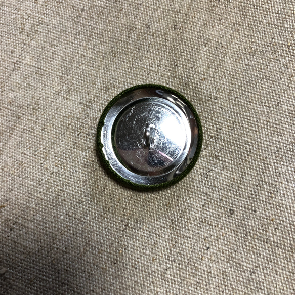 家紋　丸に六文銭　ハンドメイド  くるみボタン 　27㎜　グリーン×ベージュ 2枚目の画像